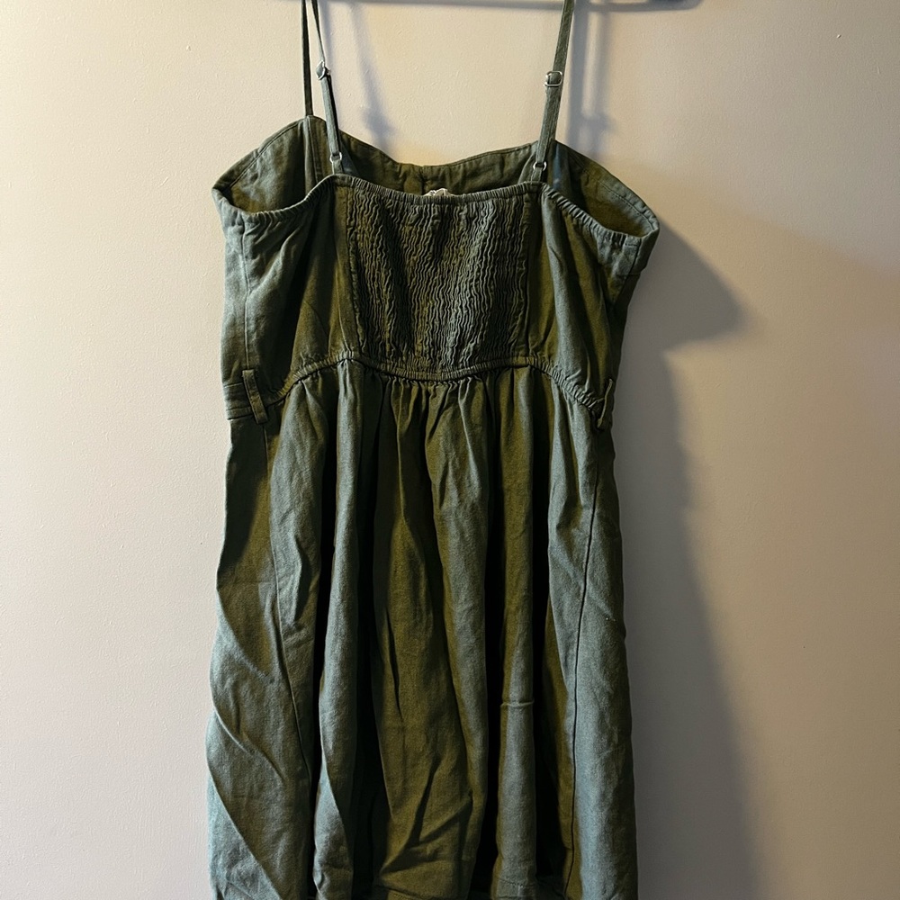 Dress - Picture 5 of 13